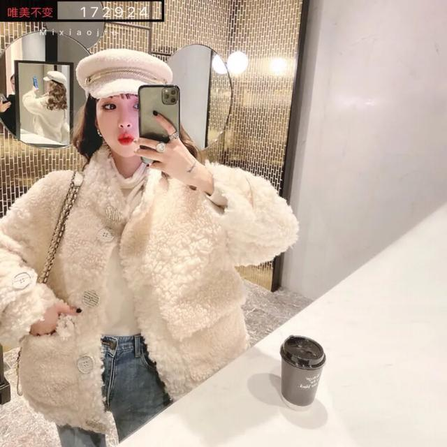 男女鞋，女裝童鞋，全部廠家一手貨源，花最少的錢買到滿意的東西