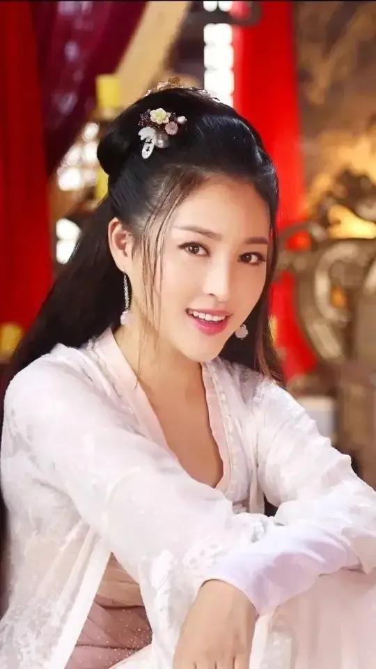 天姿芳內(nèi)衣加盟費(fèi)（天姿芳文胸）