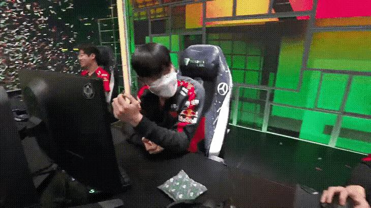 飛蝗石怎么獲得，飛蝗石怎么練？