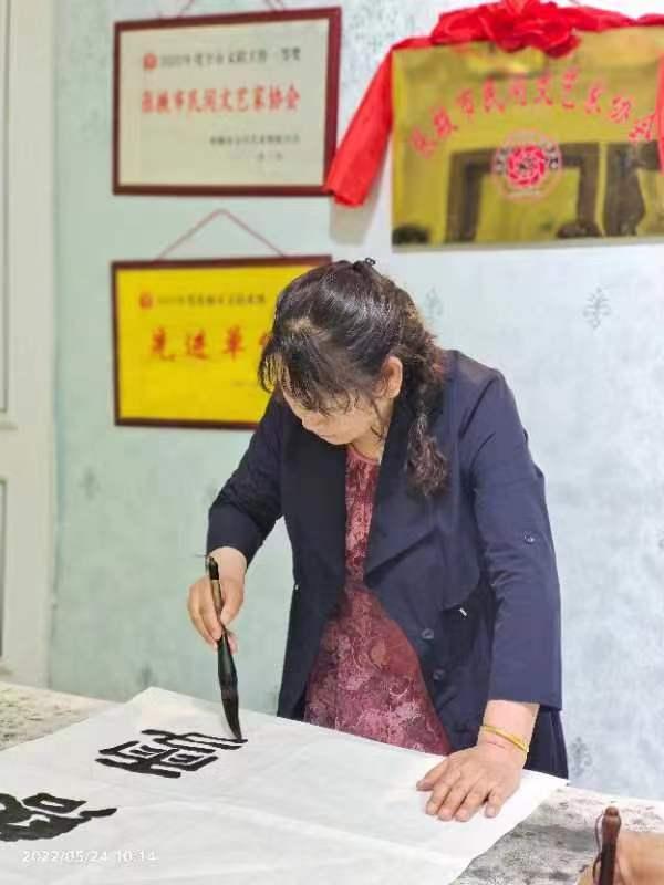 張掖市淘寶字畫貨源在哪里，張掖市淘寶字畫貨源在哪里找到？